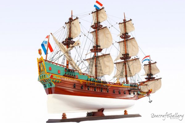 Batavia 95cm Model Ship 7