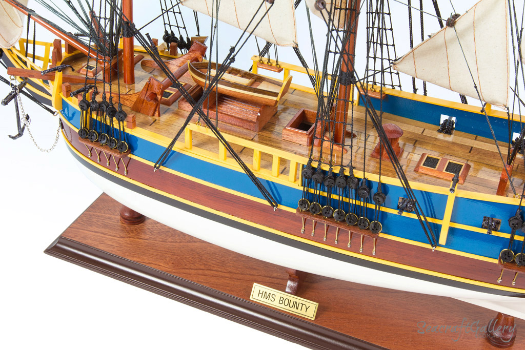 HMS Bounty Model Ship 1787- 75cm
