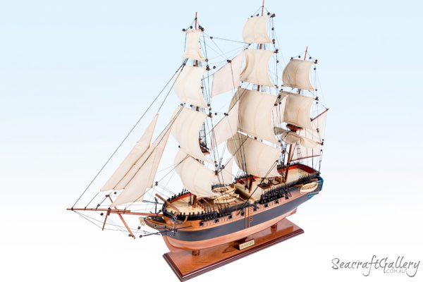 Investigator model ship 85cm 19