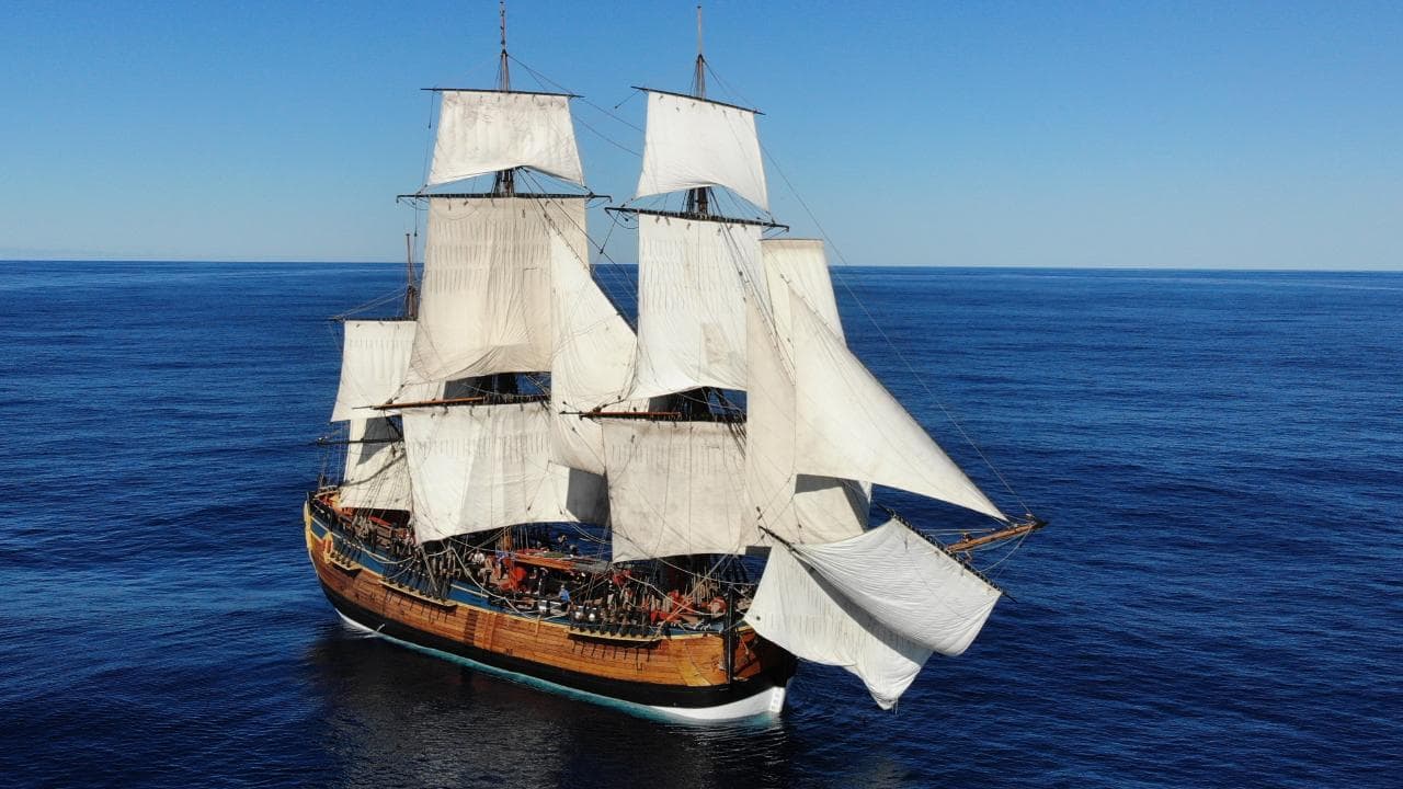 HMB Endeavour ship - James Cook