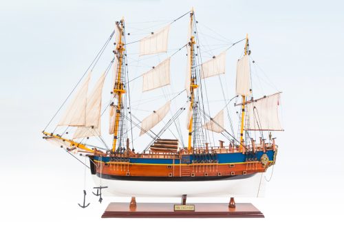 Endeavour model ship painted 75cm