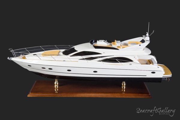 Sunseeker Mahattan super yacht model
