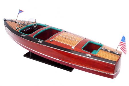 Chris Craft Triple model boat